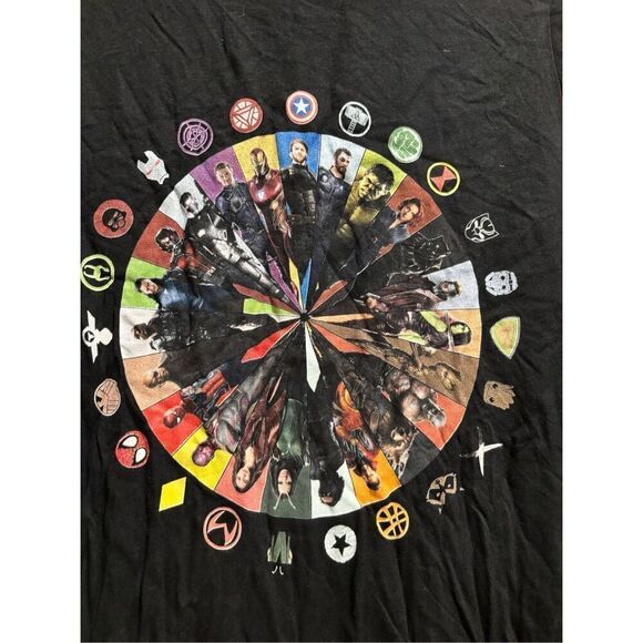 Marvel Women's T-shirt size Large - Picture 2 of 2